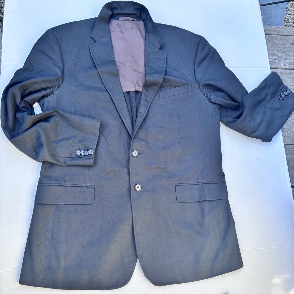 Gorgeous Louis Vuitton Tailor Made

LV Vintage Blazer

Charcoal/black
Vintage 58